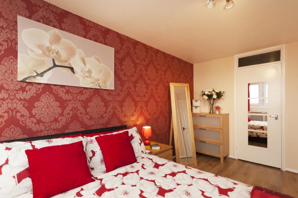 Victoria Centre Apartments In The Victoria Centre Shopping Centre - Nottingham City Centre - 24 Hour Access - Most Central Location, Kitchen - Sunday Check-Out 1Pm - Opposite Hilton By Restaurants & Shops - Outdoor Parking Cars Or Vans Five Pounds A Екстер'єр фото