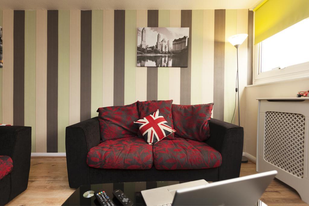 Victoria Centre Apartments In The Victoria Centre Shopping Centre - Nottingham City Centre - 24 Hour Access - Most Central Location, Kitchen - Sunday Check-Out 1Pm - Opposite Hilton By Restaurants & Shops - Outdoor Parking Cars Or Vans Five Pounds A Екстер'єр фото