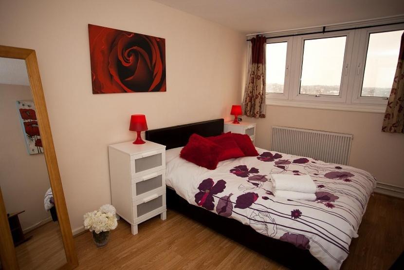 Victoria Centre Apartments In The Victoria Centre Shopping Centre - Nottingham City Centre - 24 Hour Access - Most Central Location, Kitchen - Sunday Check-Out 1Pm - Opposite Hilton By Restaurants & Shops - Outdoor Parking Cars Or Vans Five Pounds A Екстер'єр фото